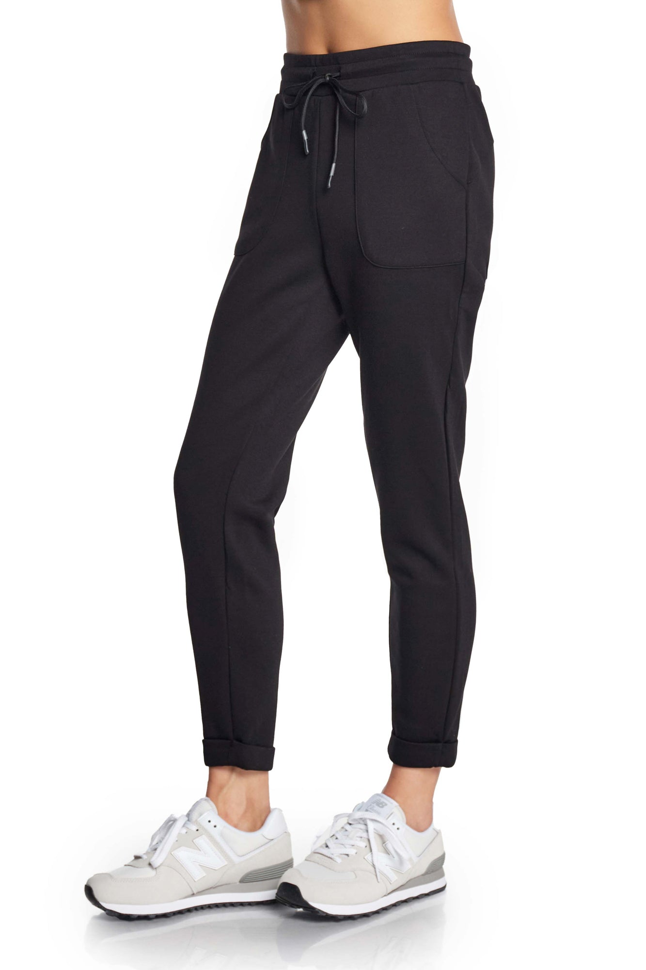 Elara Essential Jogger